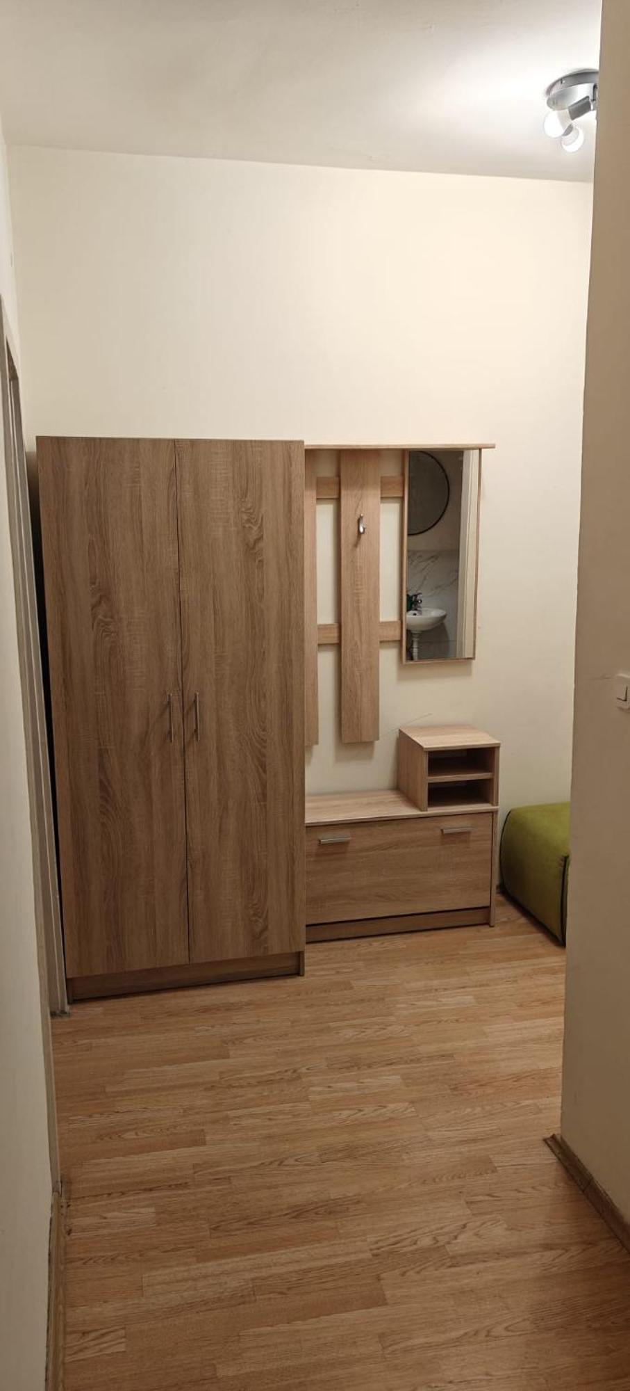 Calla 5 Apartment: Central Square Living with Secure Parking Skopje Exterior photo